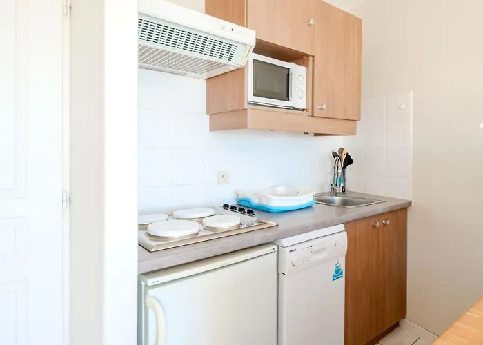 L'oustalet-3 By Interhome